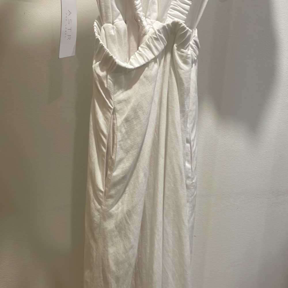 ASTR THE LABEL | JELENA DRESS | WHITE Linen dress - Picture 8 of 8